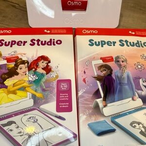 Osmo Educational Base for iPad W/ Super Studio Frozen II & Disney Princess Bundl